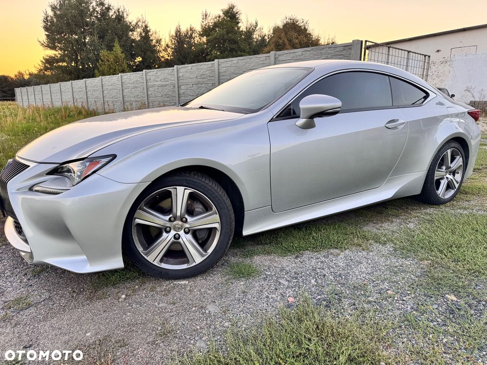 Lexus RC - 7