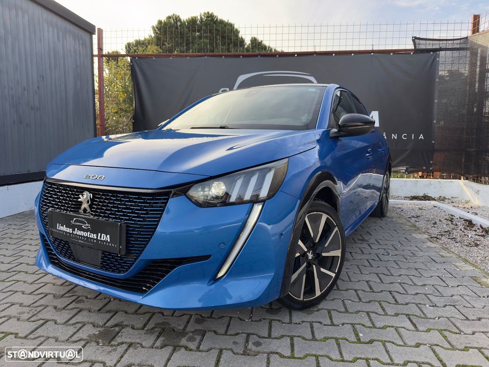 Peugeot e-208 GT+ - 1