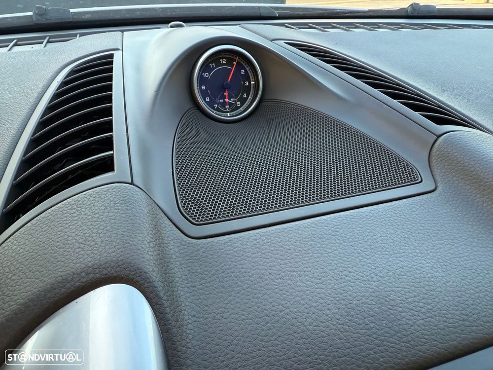 Porsche Cayenne Platinum Edition - 19