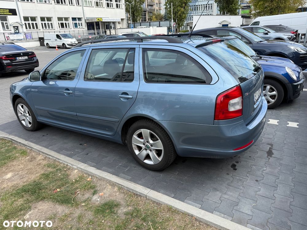 Skoda Octavia 1.6 TDI Ambiente - 4