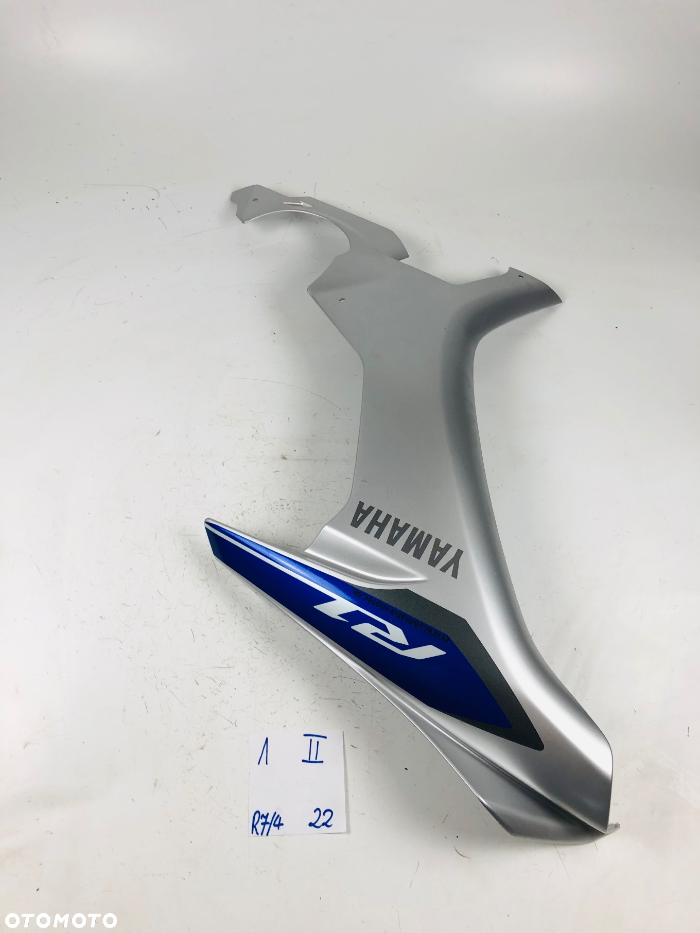 Yamaha R1 RN32 15-18 owiewka lewa boczek lewy - 2