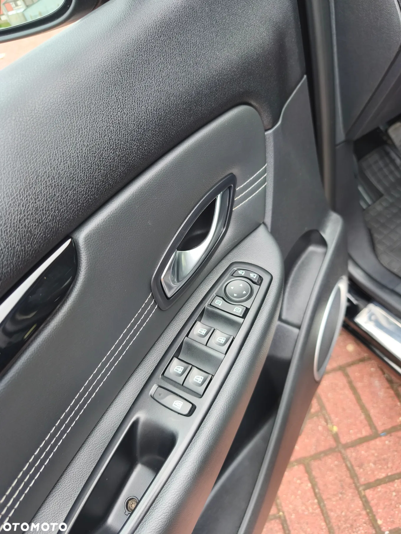 Renault Scenic - 17