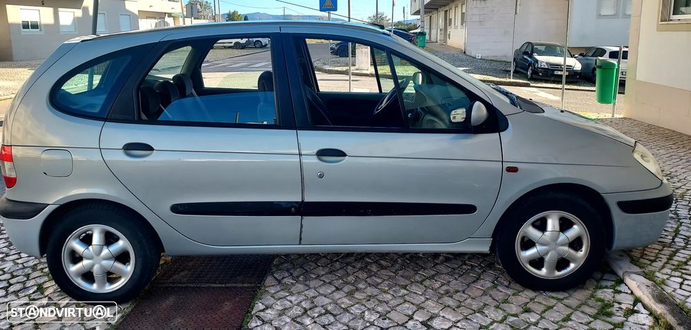 Renault Scénic 1.4 16V RXE AC - 6