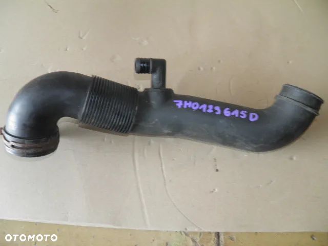 WĄŻ TURBINY VW T5 7H0129615D