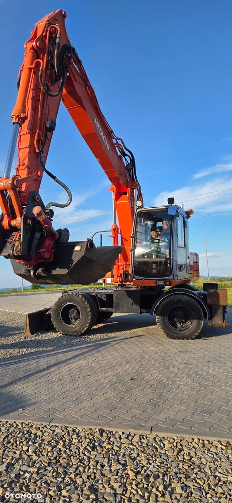 Hitachi EX165 - 7