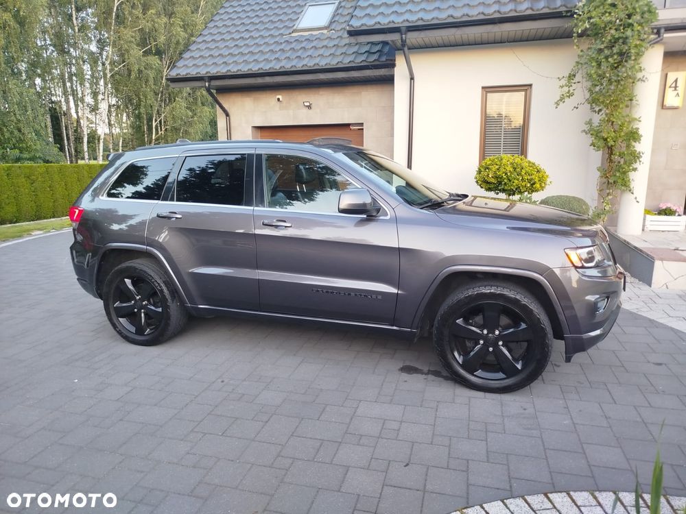 Jeep Grand Cherokee - 8