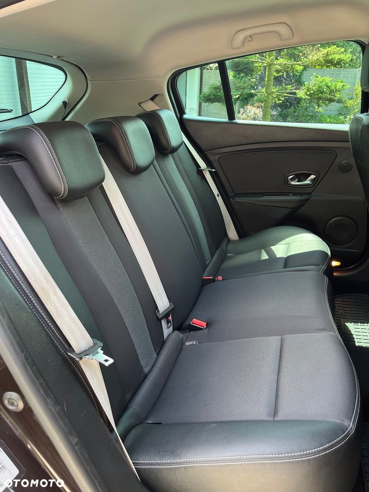 Renault Megane dCi 110 FAP EDC Bose Edition - 13