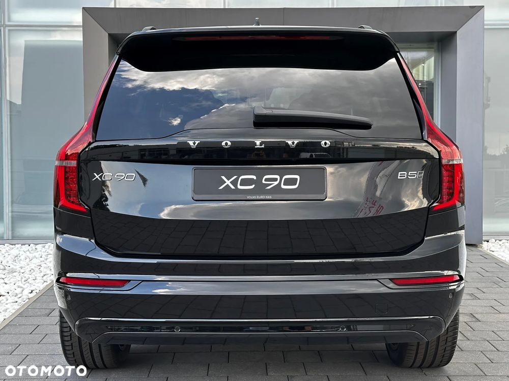 Volvo XC 90 B5 B AWD Plus Dark - 8