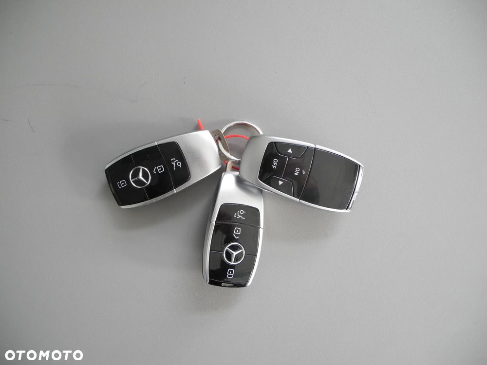 Mercedes-Benz CLS - 23