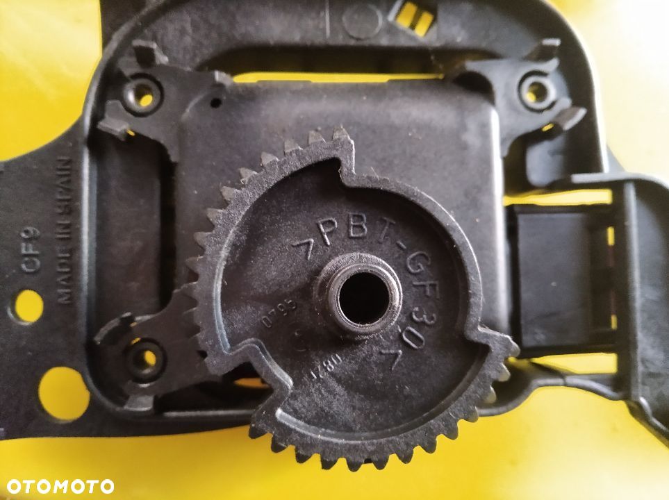 VW Polo Fox Audi A2 Seat Ibiza Skoda Fabia 02-06 silniczek sterownik nawiewu - 2