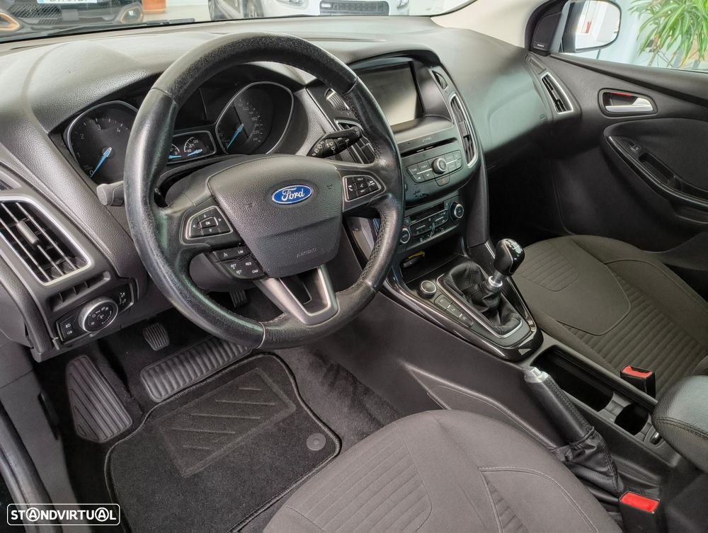 Ford Focus 1.5 TDCi Titanium - 10