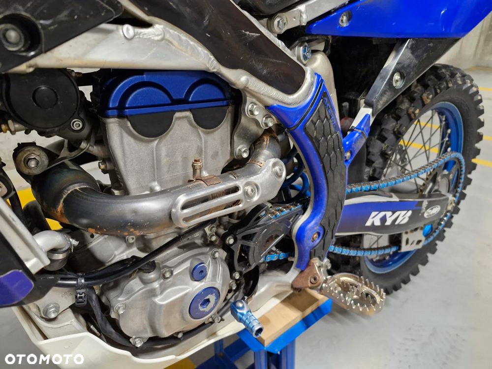 Yamaha YZ - 3