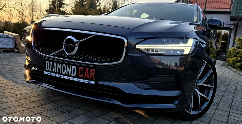 Volvo V90 D4 Geartronic Momentum Pro - 2