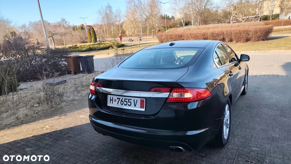 Jaguar XF 3.0 V6 Luxury - 18