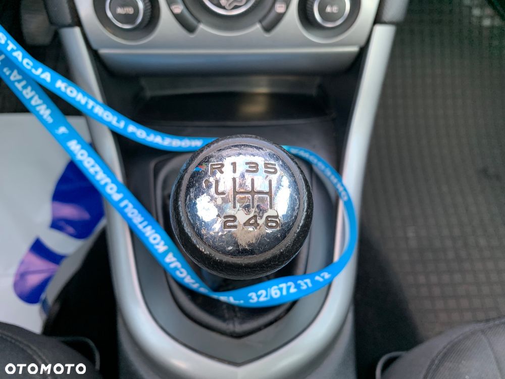 Peugeot 308 1.6 HDi Premium - 32