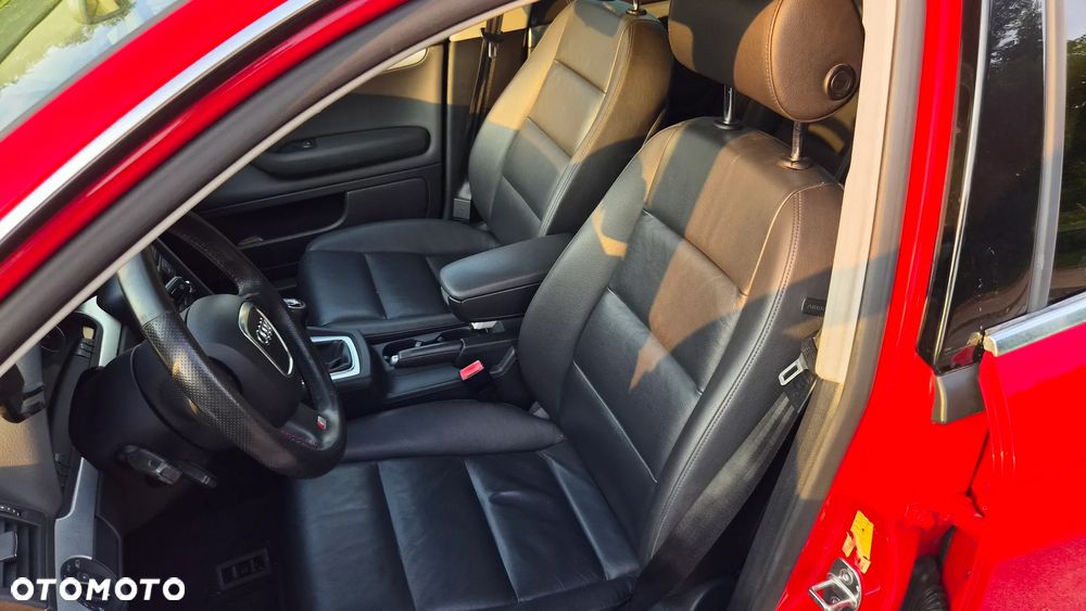Audi A4 Limousine 2.0 T FSI - 10