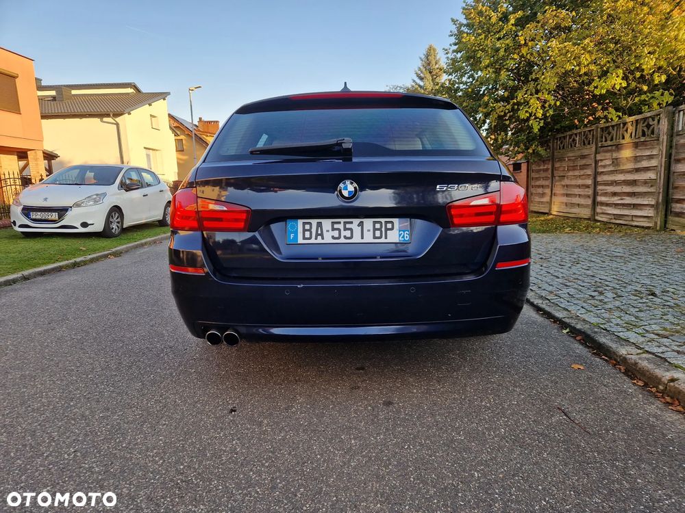 BMW Seria 5 530d Touring Luxury Line - 5