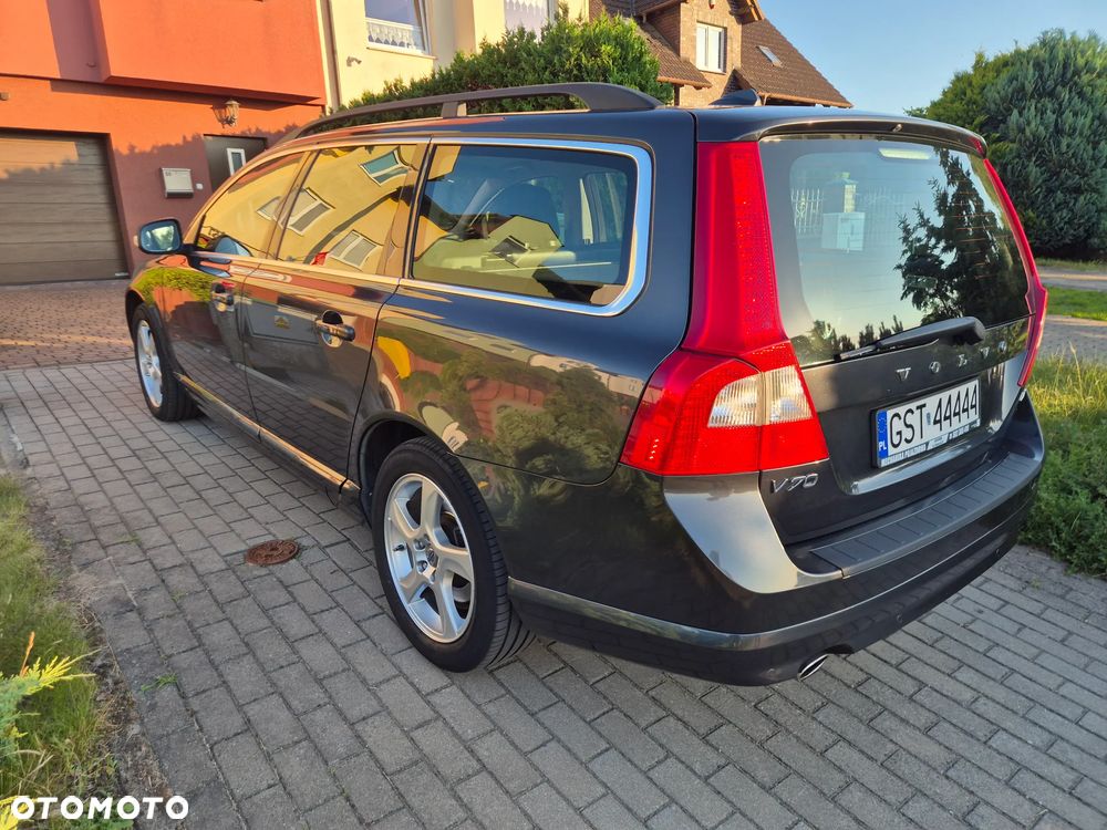 Volvo V70 D5 AWD Summum - 14