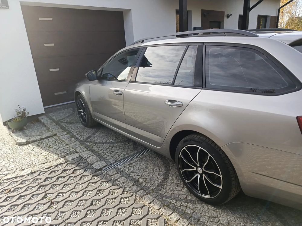 Skoda Octavia 1.6 TDI Ambition - 1