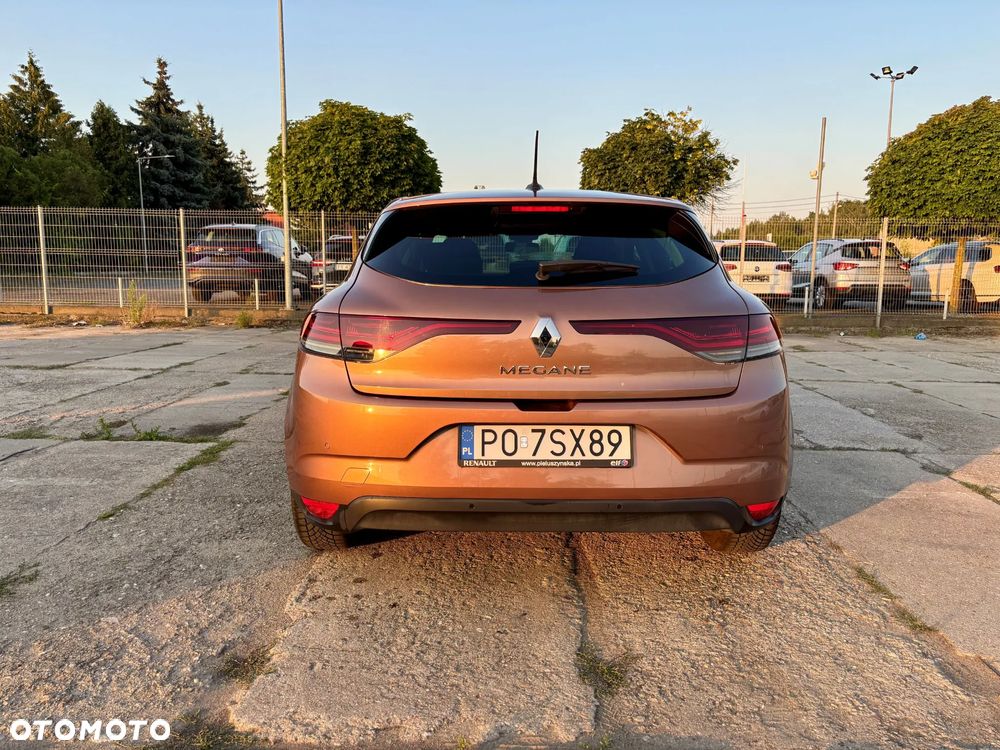 Renault Megane 1.3 TCe FAP Zen - 6