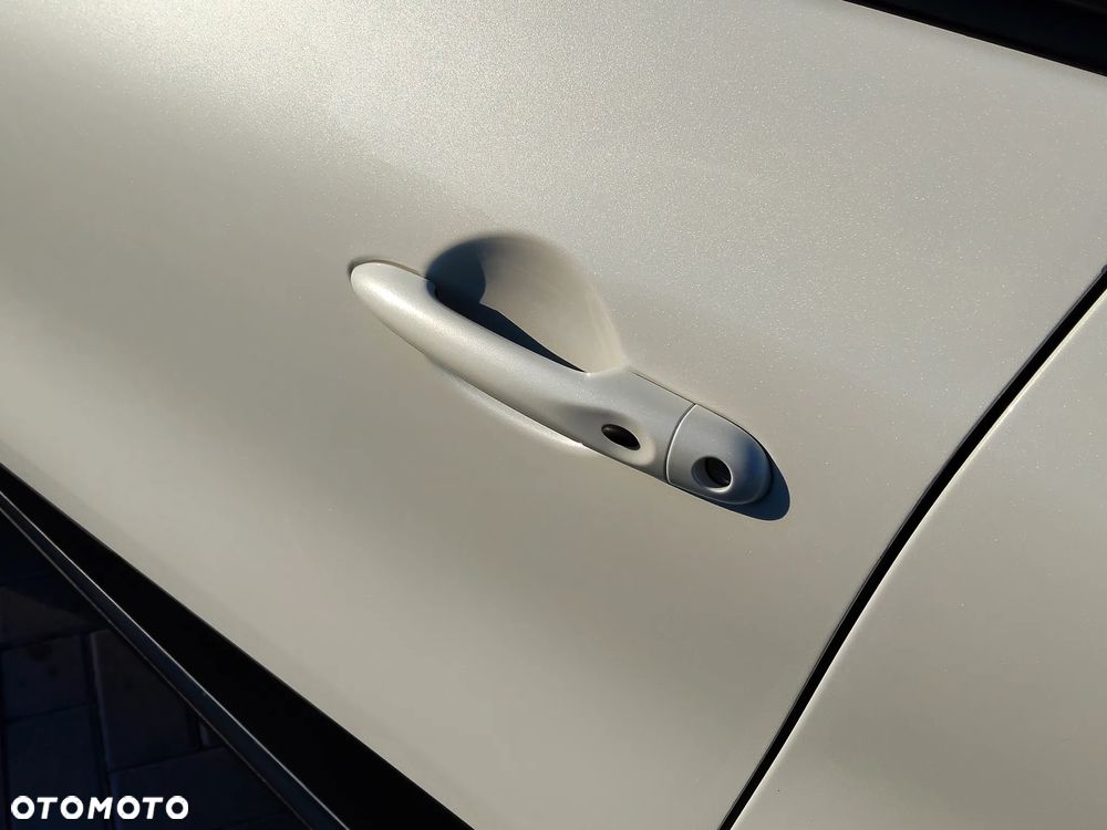 Renault Captur TCe 150 GPF INTENS - 8