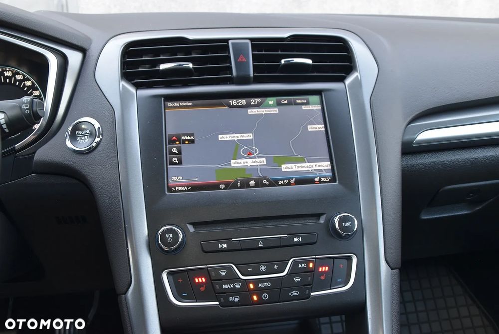 Ford Mondeo - 33