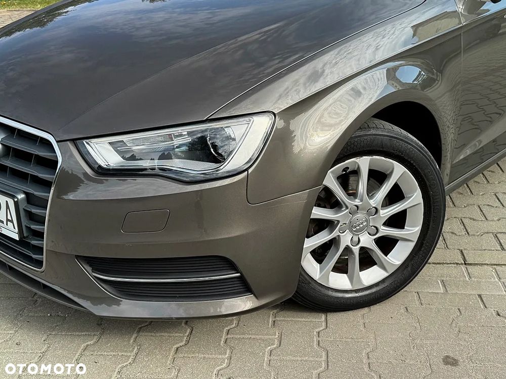 Audi A3 Sportback 1.4 TFSI Attraction - 28