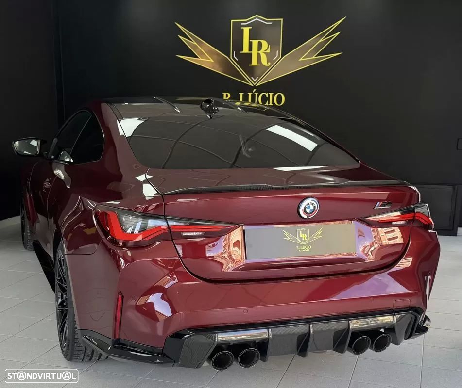 BMW M4 Competition Pack 50 anos M - 40