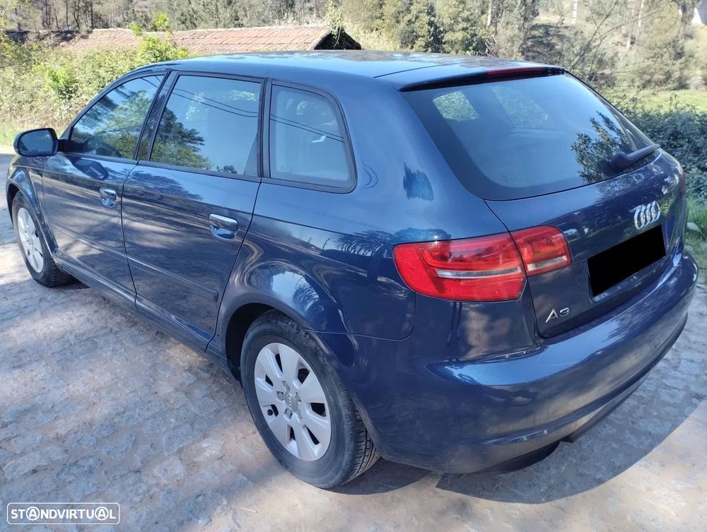 Audi A3 Sportback 1.6 TDI Attraction - 5