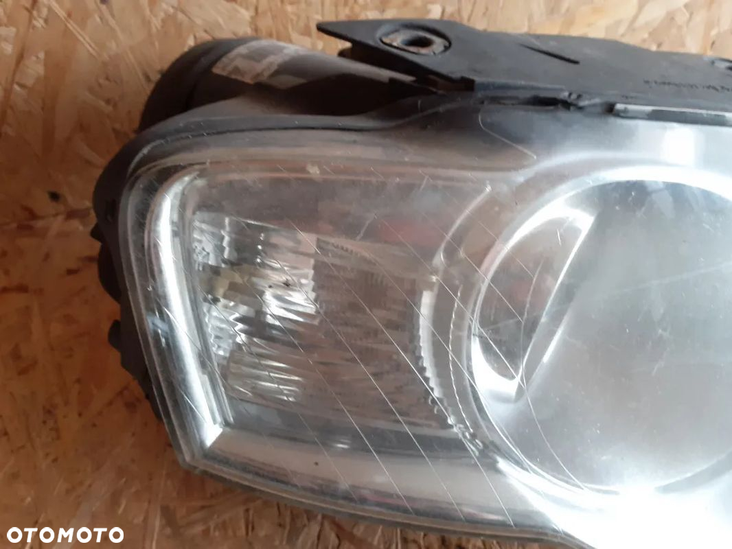 VW VOLKSWAGEN PASSAT B6 LAMPA PRZÓD PRZEDNIA PRAWA SOCZEWKA - 3