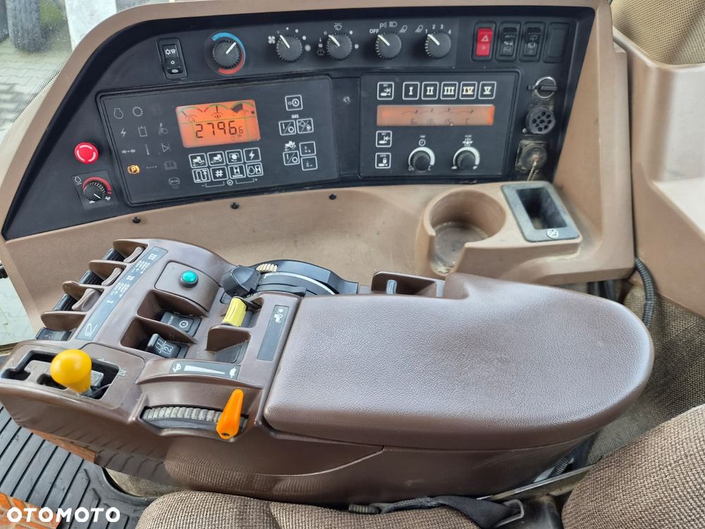 John Deere 8320 - 9