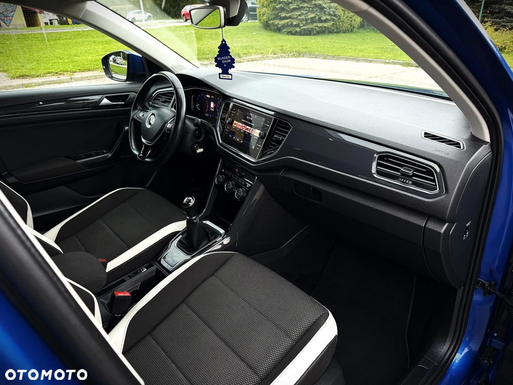 Volkswagen T-Roc 1.5 TSI GPF ACT Premium - 29