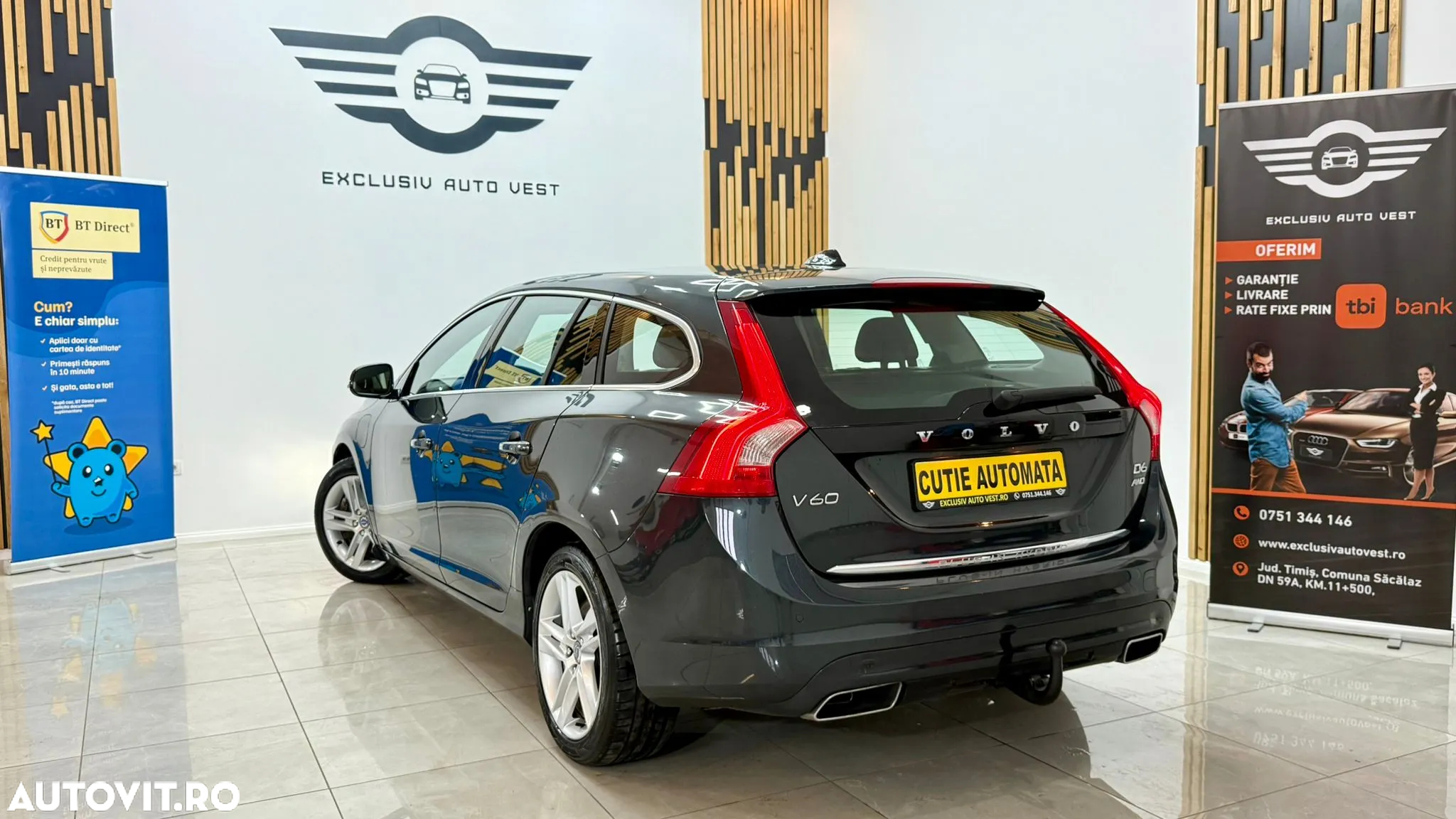 Volvo V60 D6 Plug-In-Hybrid AWD Geartronic Summum - 4