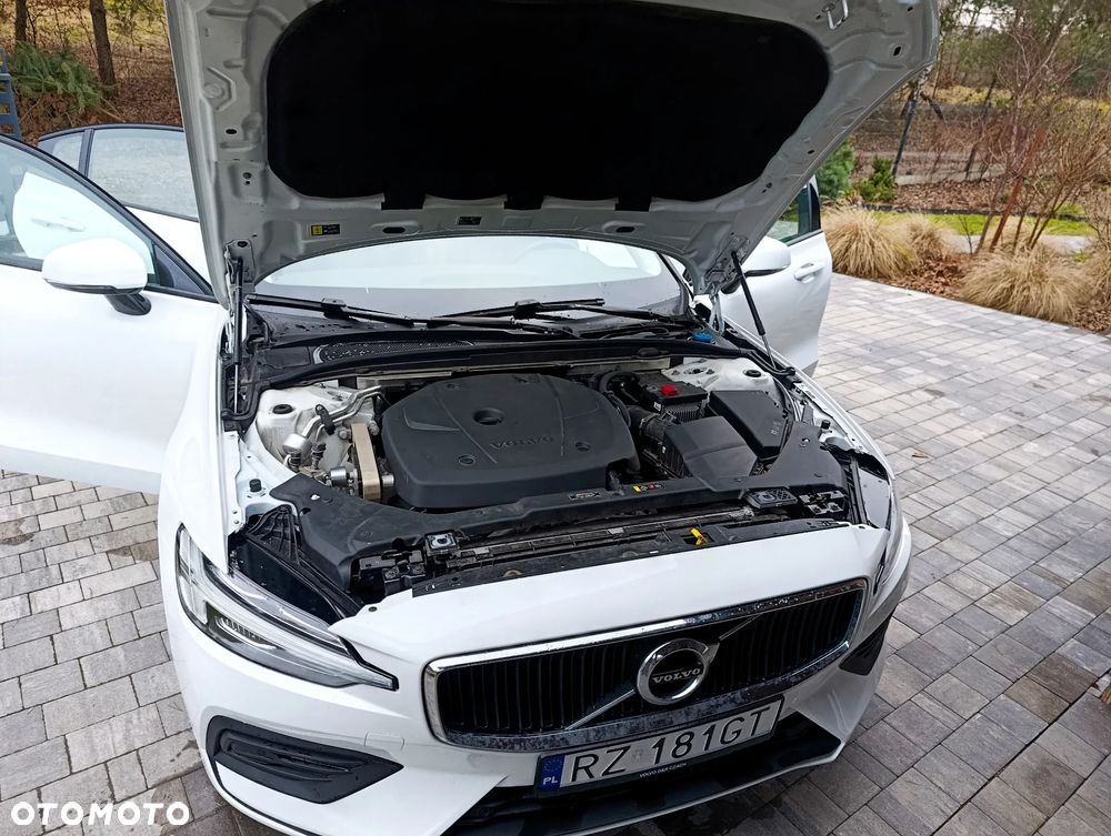 Volvo S60 T5 Momentum Pro - 23