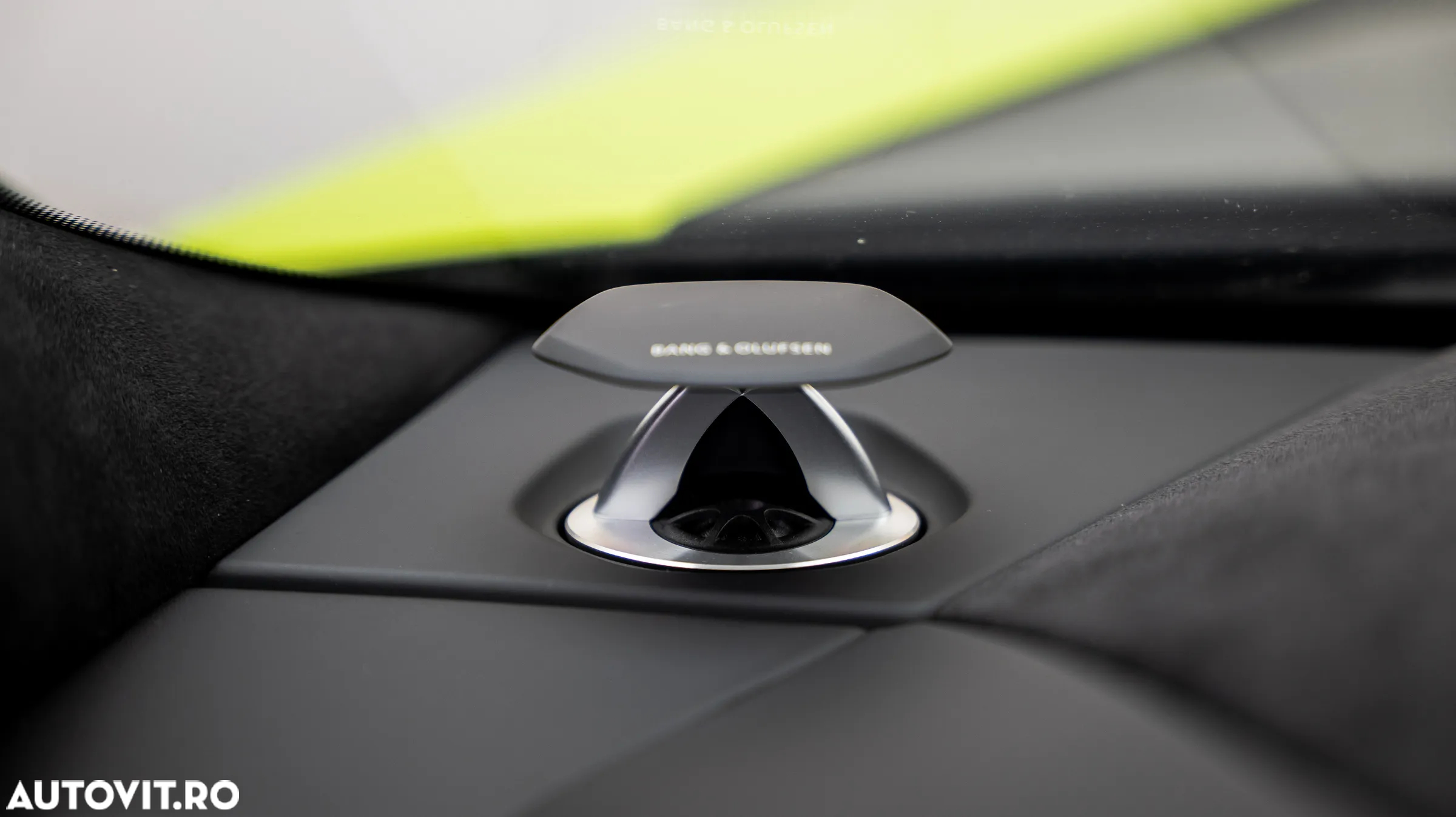 Lamborghini URUS Standard - 38