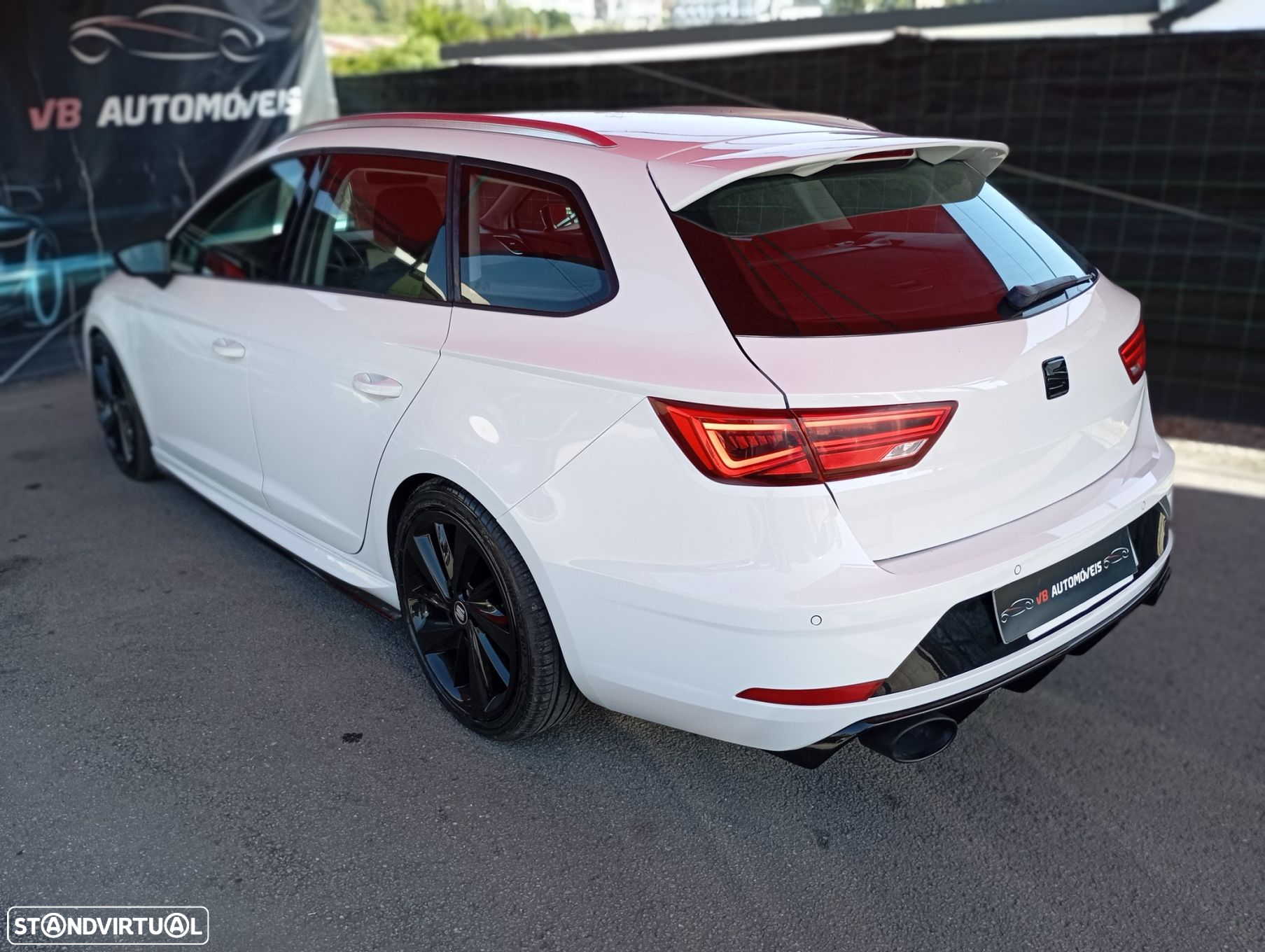 SEAT Leon ST 1.6 TDI FR S/S - 25