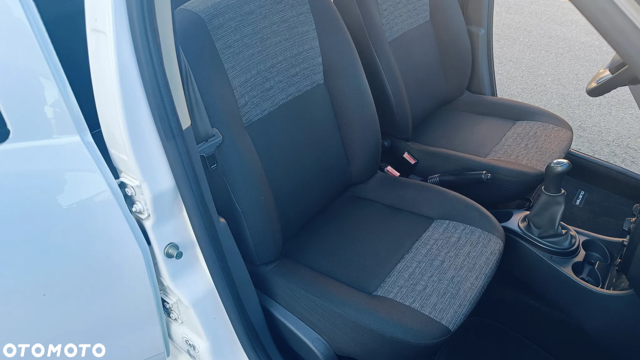 Dacia Duster 1.6 16V 4x2 Ambiance - 19