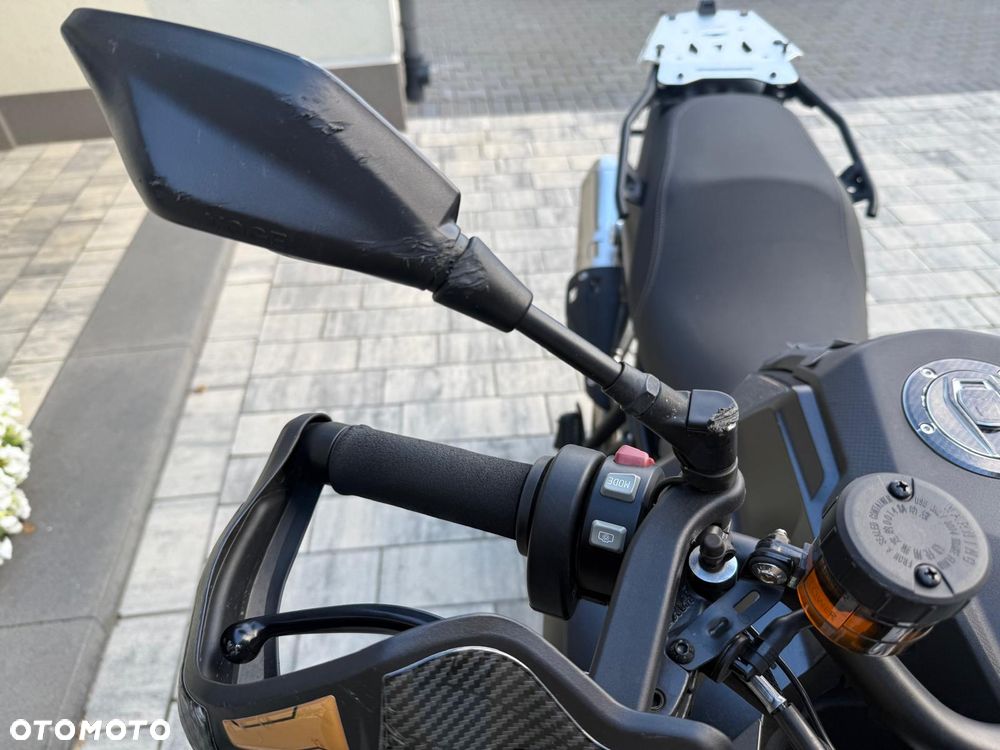 VOGE 900DSX - 18