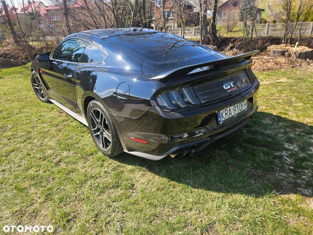 Ford Mustang - 14