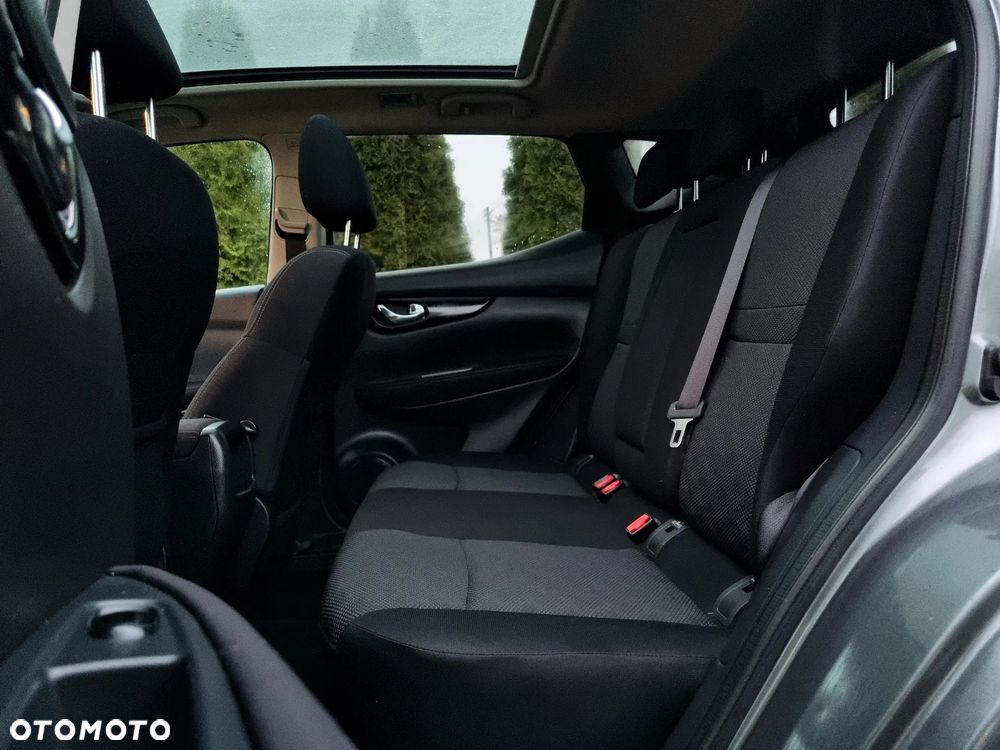 Nissan Qashqai 1.6 dCi 4x4 Acenta S&S - 8