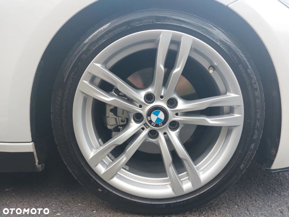 BMW Seria 3 320d M Sport EU6 - 10