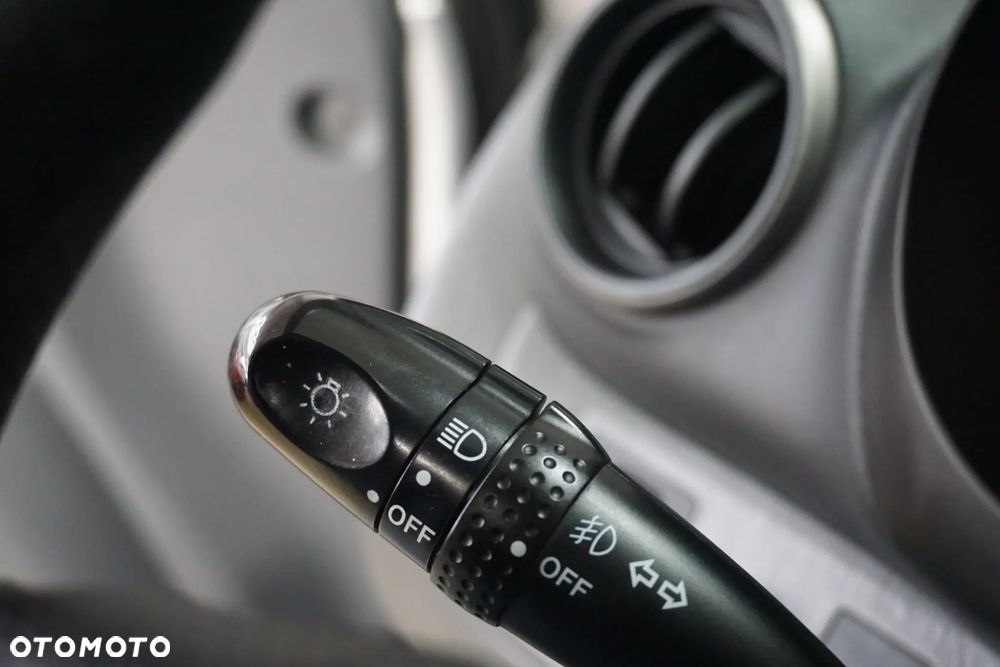 Toyota RAV4 D-4D 4x4 - 36