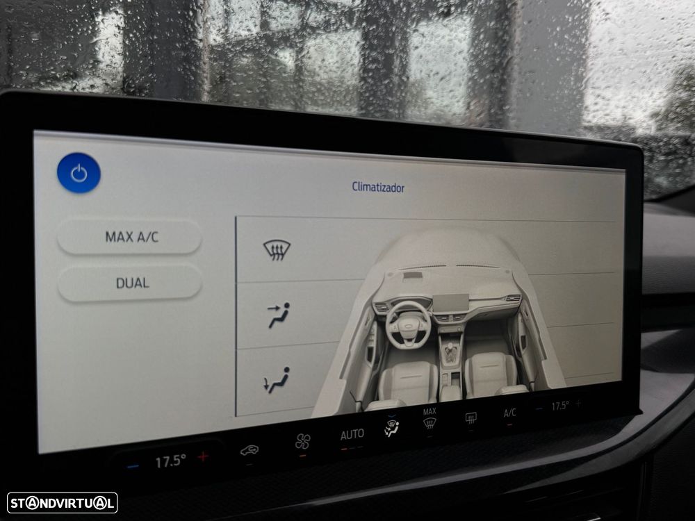 Ford Focus 1.0 EcoBoost MHEV ST-Line - 22