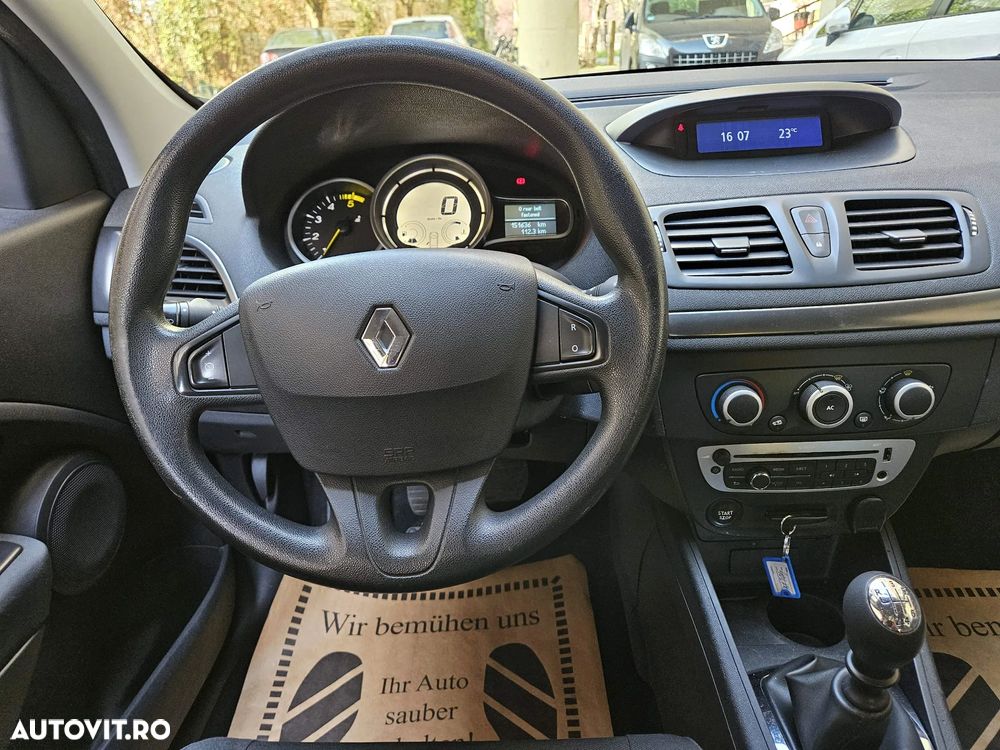 Renault Megane 1.5 dCi Expression - 10