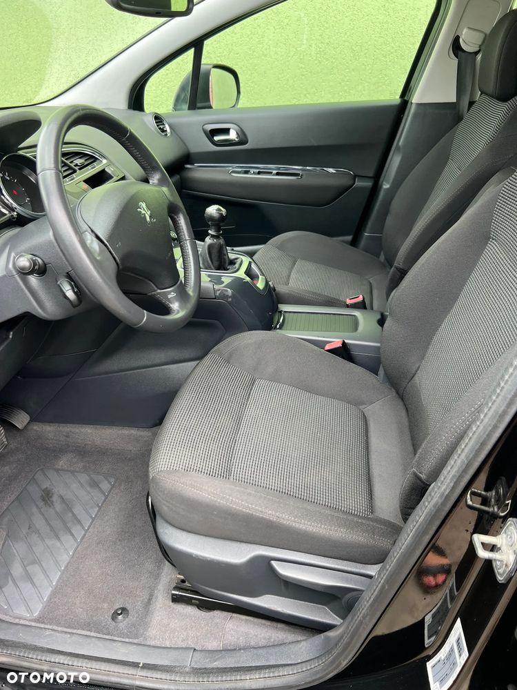 Peugeot 5008 - 10