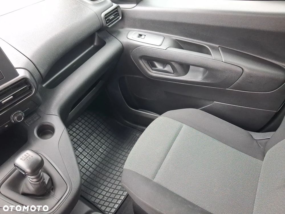 Toyota Proace City Verso Long 1.5 D-4D Business - 20