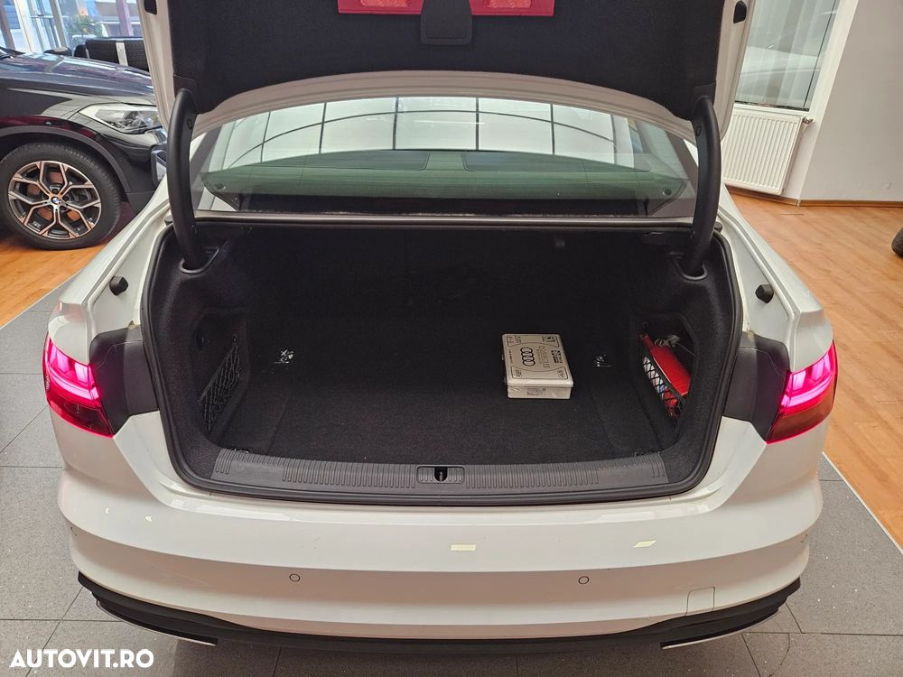 Audi A4 35 TFSI S tronic MHEV Advanced - 13