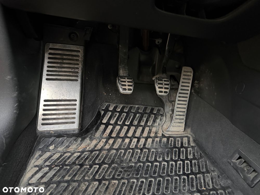 Audi A3 Sportback 2.0 TDI DPF Quattro Ambiente - 34