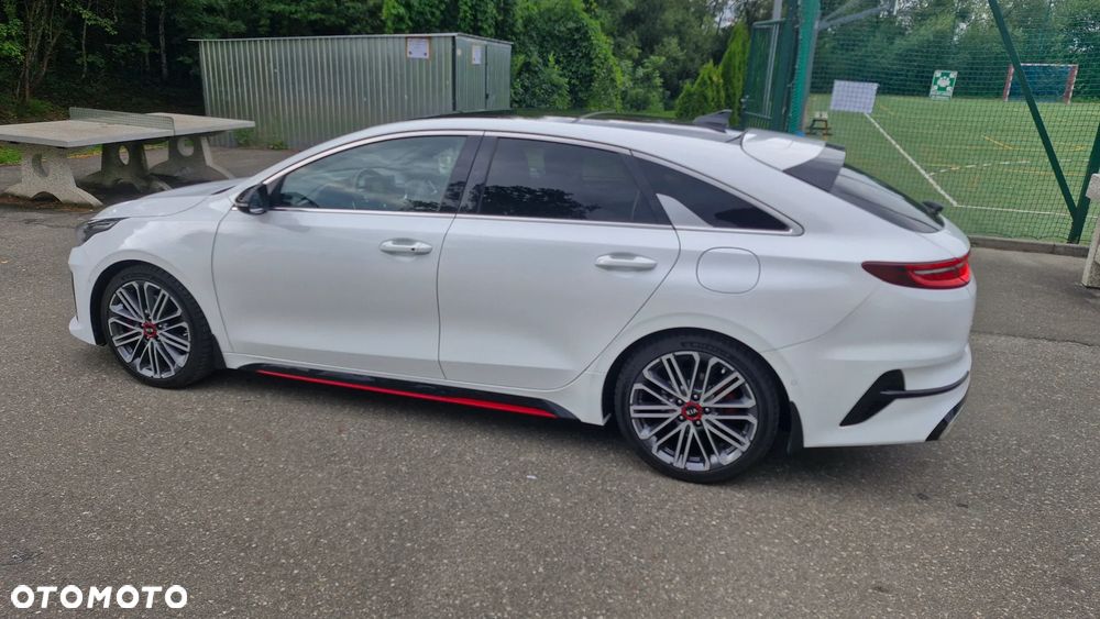 Kia ProCeed - 5
