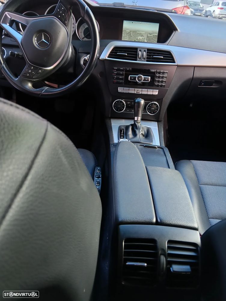Mercedes-Benz C 220 CDI 7G-TRONIC Avantgarde Edition - 4